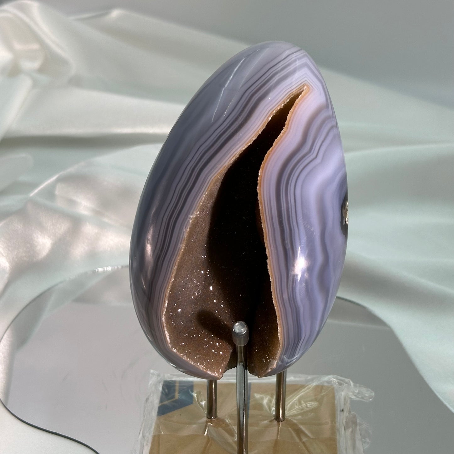 Gold-blue dragon egg