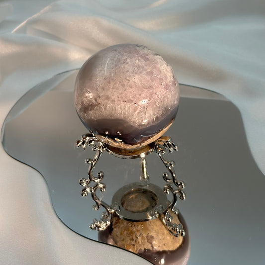 White Crystal Open-Mouth Decor