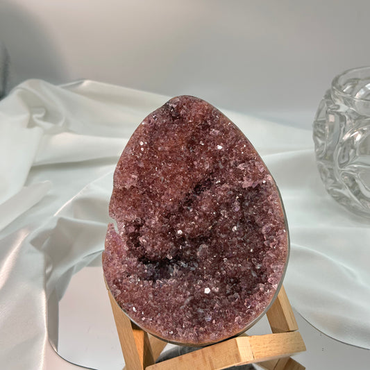 Large Red-Purple Crystal Dragon Egg